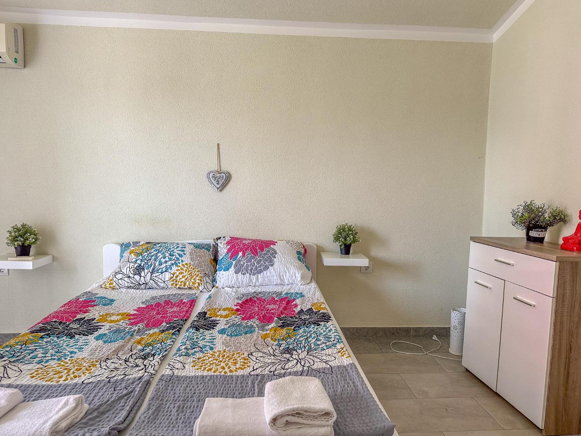 באר Gosa Apartments מראה חיצוני תמונה